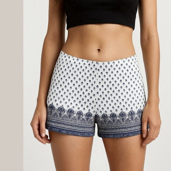 Artisan NY White Blue Print Cotton Spandex Shorts 12 - Picture 2 of 7
